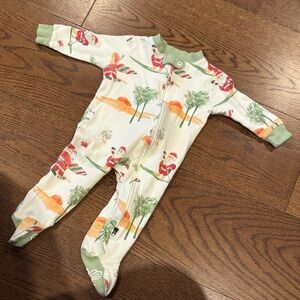 Holiday Santa-Print Footed One-Piece Pajamas - Light Green Trim
